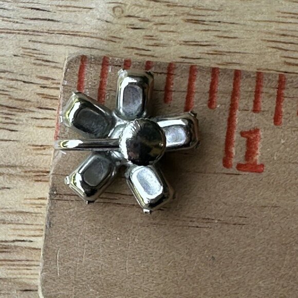 VTG Art Deco Earrings Floral Design Blue Rhinestone Silver Tone Screw Back 0.75" - Picture 6 of 6